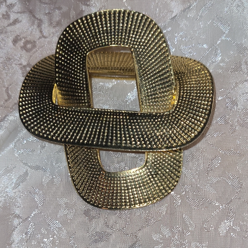 Elegant Gold Hair Clip